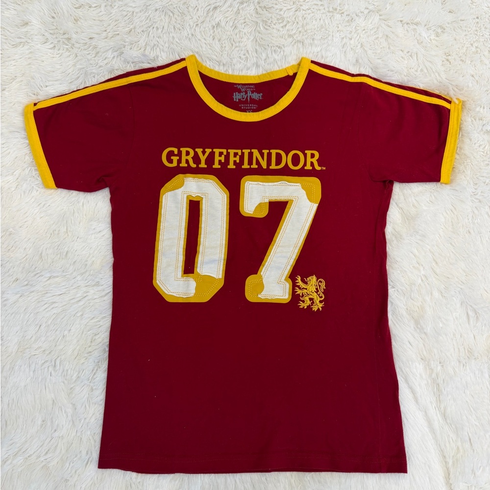 Universal Studios Harry Potter Gryffindor 07 Tee/Jersey XSmall EUC